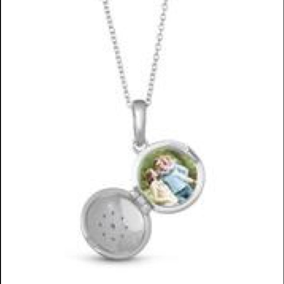 Sterling silver locket by With You Lockets - Picture 2 of 6
